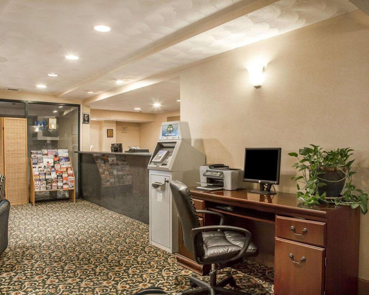 Comfort Inn At Newport Beach Middletown Zewnętrze zdjęcie