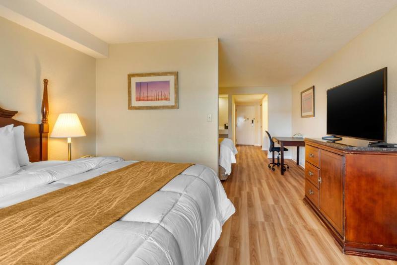 Comfort Inn At Newport Beach Middletown Zewnętrze zdjęcie